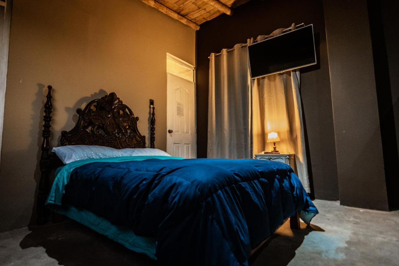 Luchy'S Country House Hostel Ica Bagian luar foto